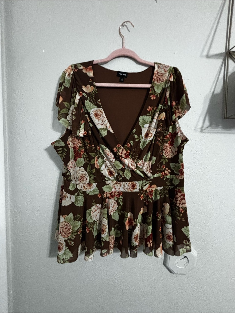 torrid Brown Floral Wrap Peplum Blouse with Cream & Green Roses